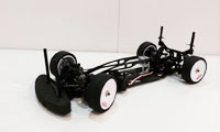 MD Racing MDT15 - dziesi�tka z nietypowymi rozwi�zaniami